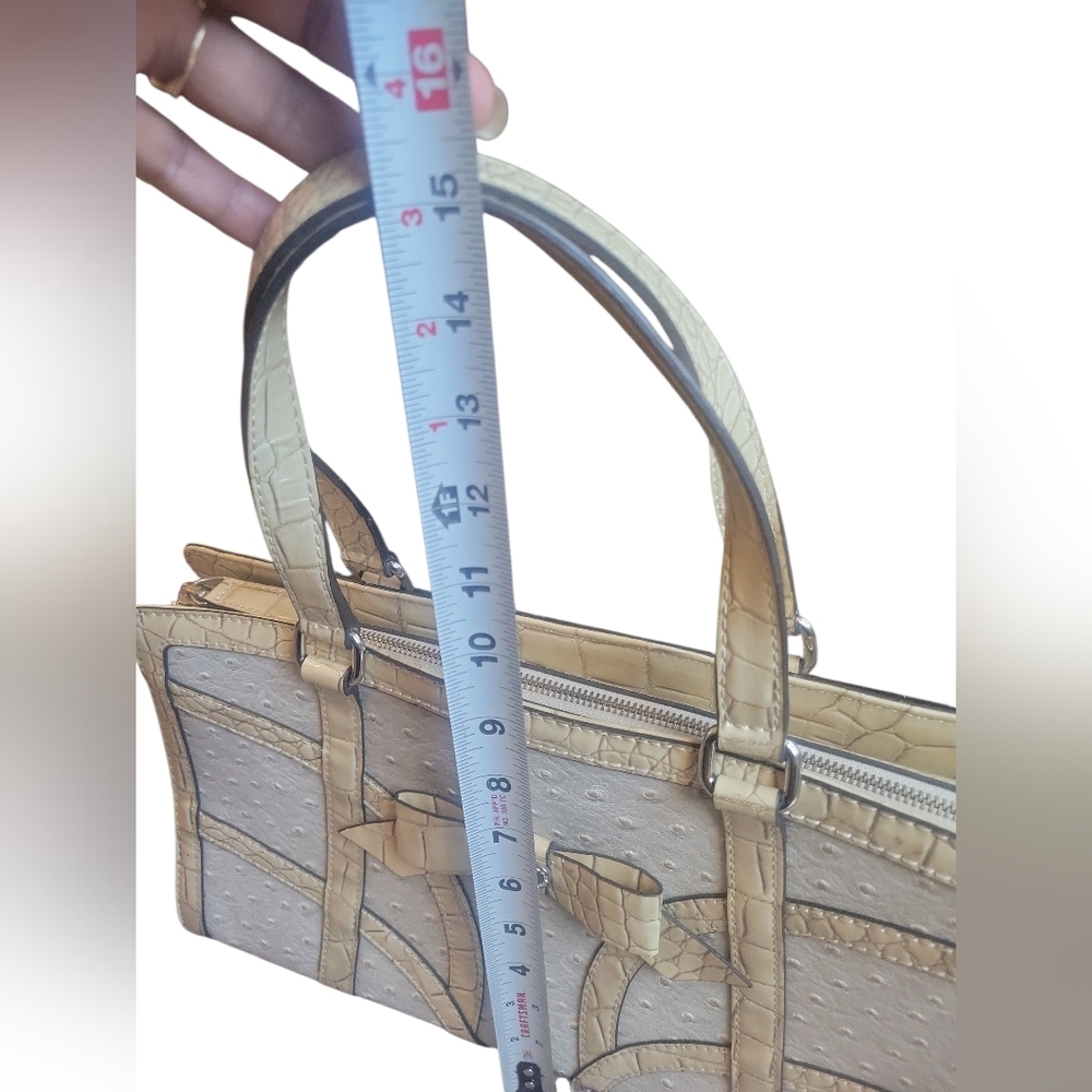 Guess Gray and Tan Shoulder Bag - Picture 8 of 13